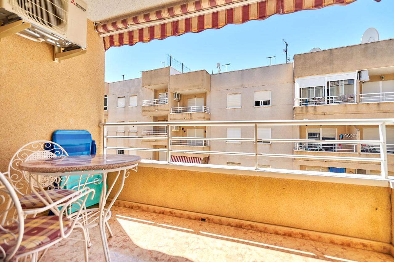 Espanhouse David 2 Bedroom Apartment Torrevieja With Pool Экстерьер фото
